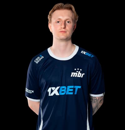 Linus Holtäng